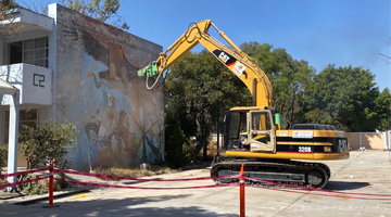 Con banderazo de demolición, arranca en Iztapalapa la transformación de la secundaria Luis Pasteur