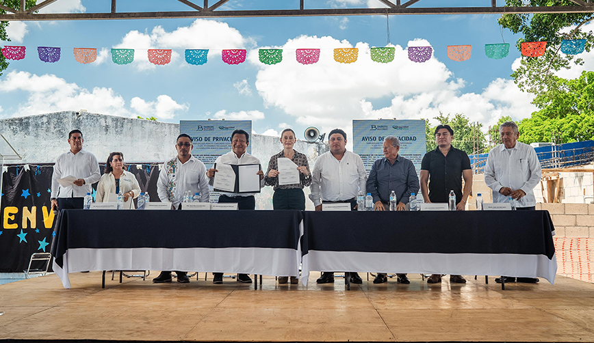 Social Commitment Agreement signed with Primaria "Demetrio Rivero Triay" in Kanasín, Yucatan