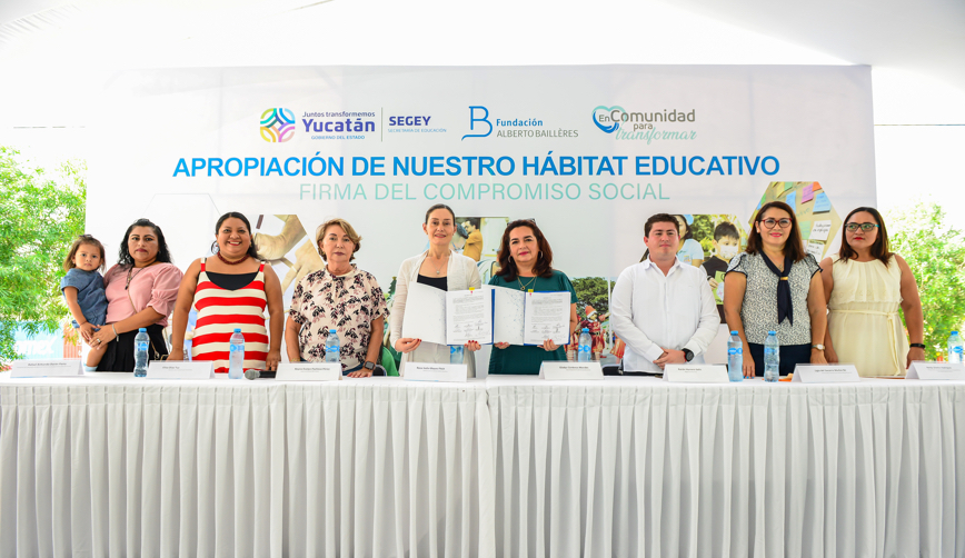 Five schools in Kanasín, Yucatan, sign social commitment to improve their environments